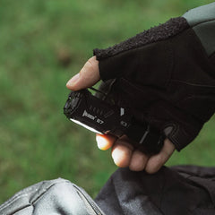 Wuben E7-1800 Lümen/132m